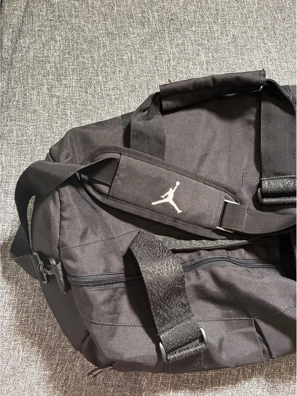 Jordan Brand Crossbody Duffle Bag Travel NBA Sports All Black Great Size